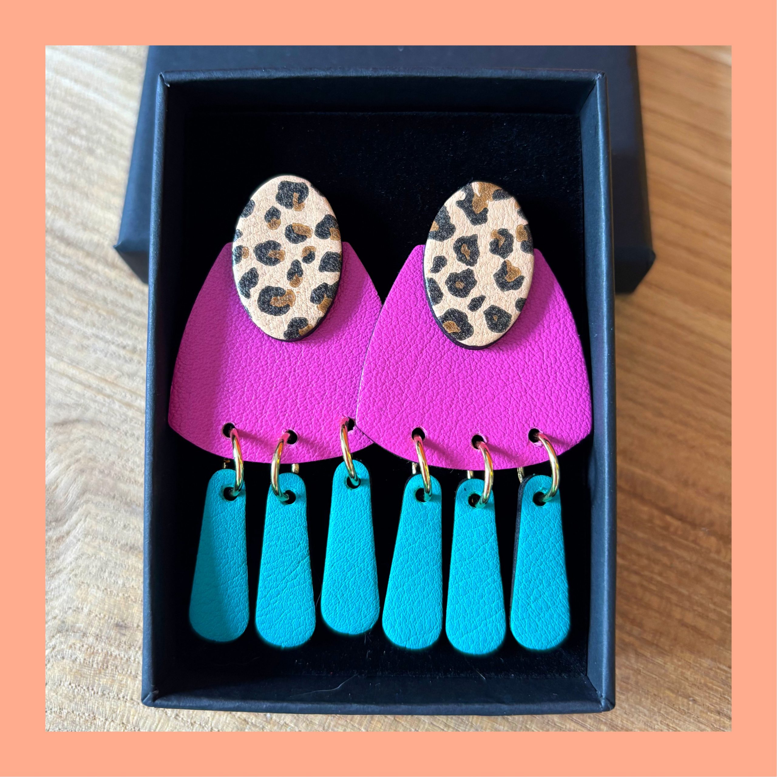 Suzanne (long) – Image 7